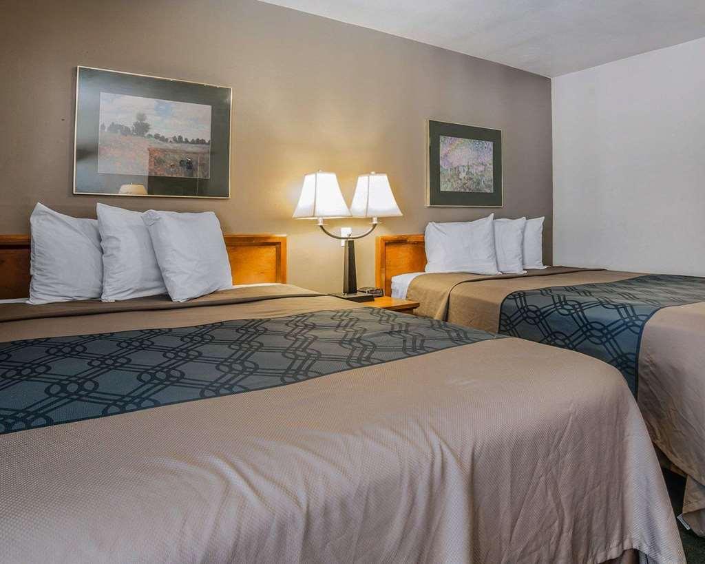 Econo Lodge Downtown Вернал Номер фото
