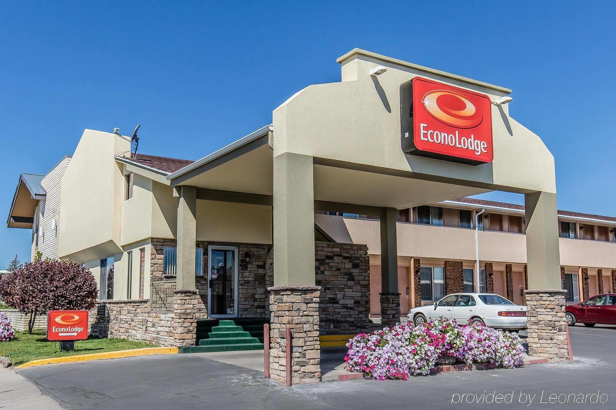 Econo Lodge Downtown Вернал Экстерьер фото